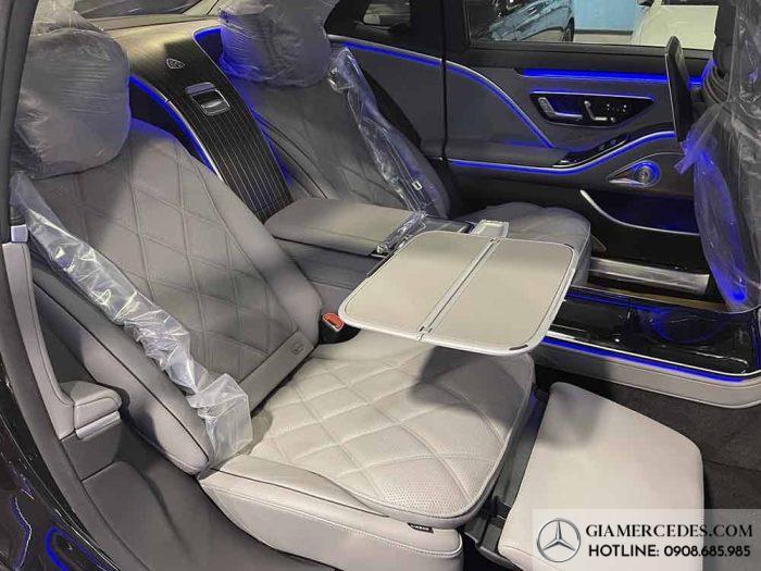 mercedes maybach s680 4matic 7